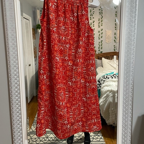 sleeveless orange dress - Picture 2 of 3